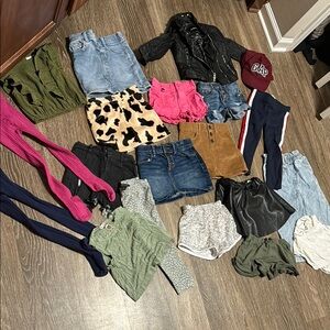 Lot of 20 pieces toddler assorted Trendy Clothing Bundle size 2/3t